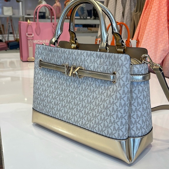 MICHAEL KORS 
Reed Large CZ Graphic Logo Belted Satchel
Vanilla /Pale Gold 
NWT - Picture 12 of 16